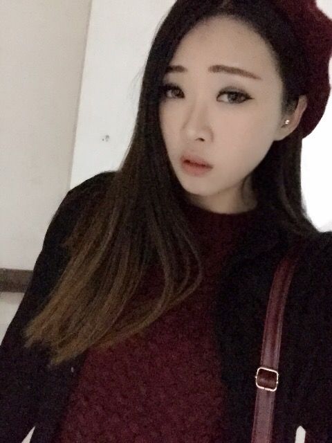 7878花小蛮个人动态 - 7878花小蛮直播间 - 美女视频聊天交友