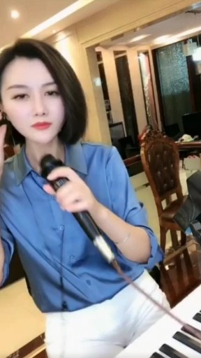 @蓝万