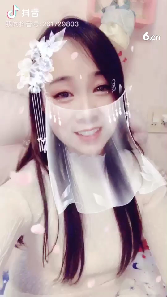 女儿美不美