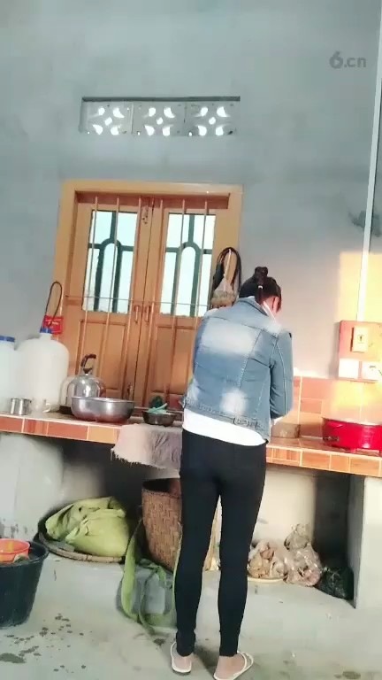 好啊美女