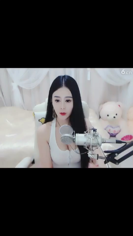 小姐姐好漂亮