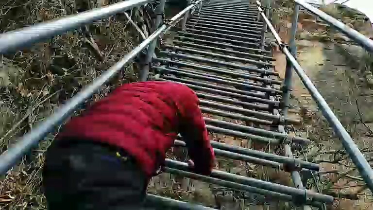 四川凉山天梯