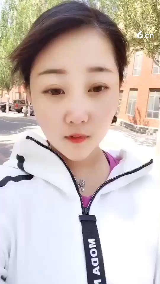 昨晚没起来，哈哈，给想我的人看