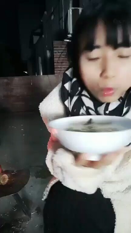 😂