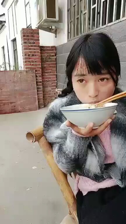😂