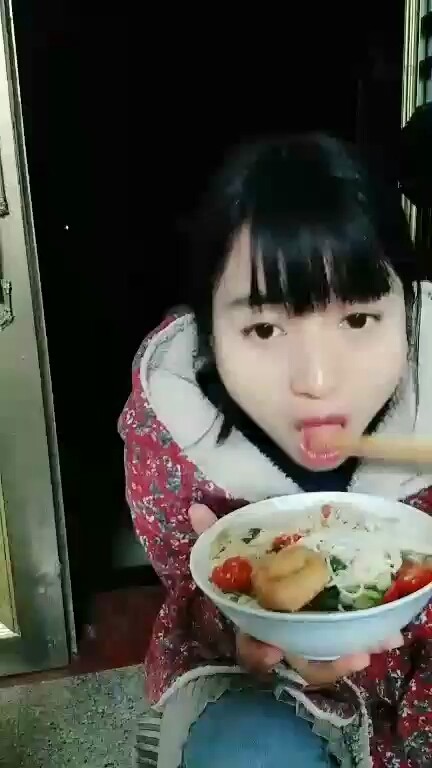 😂