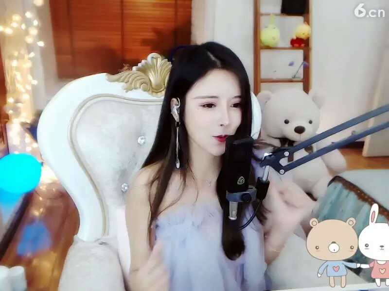 美女