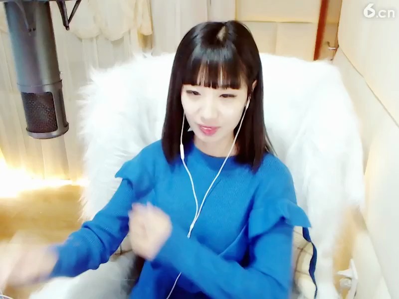 嘁