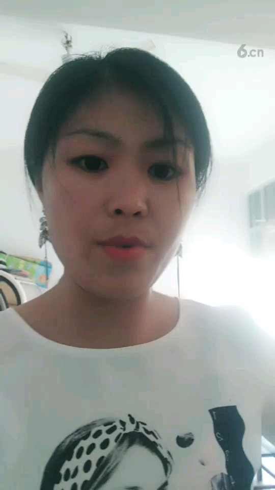 hello小姐姐