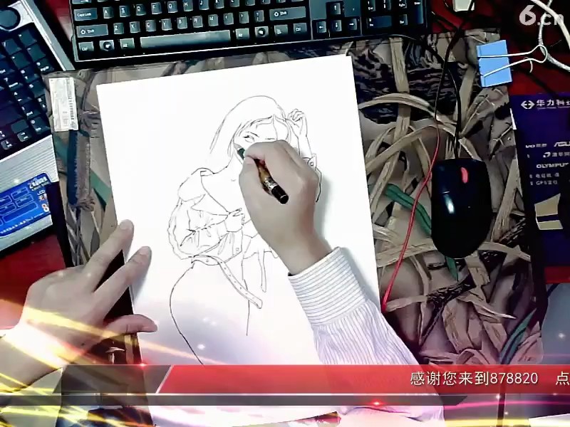 878820美女