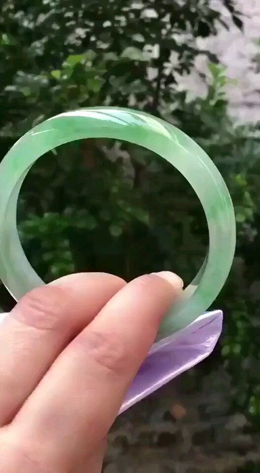 老坑冰晴飘花翡翠手镯58圈口