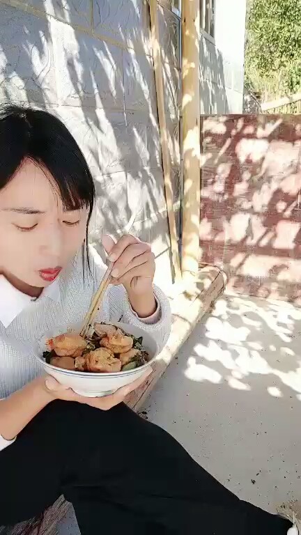 😂