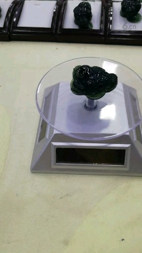岫玉180料的金蟾
