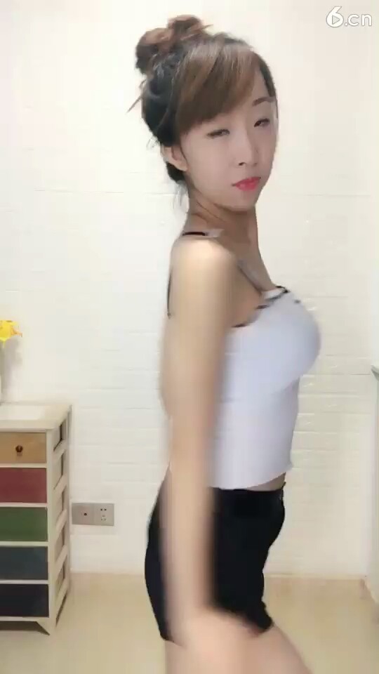 好漂亮小姐姐跳舞好看多支持一下