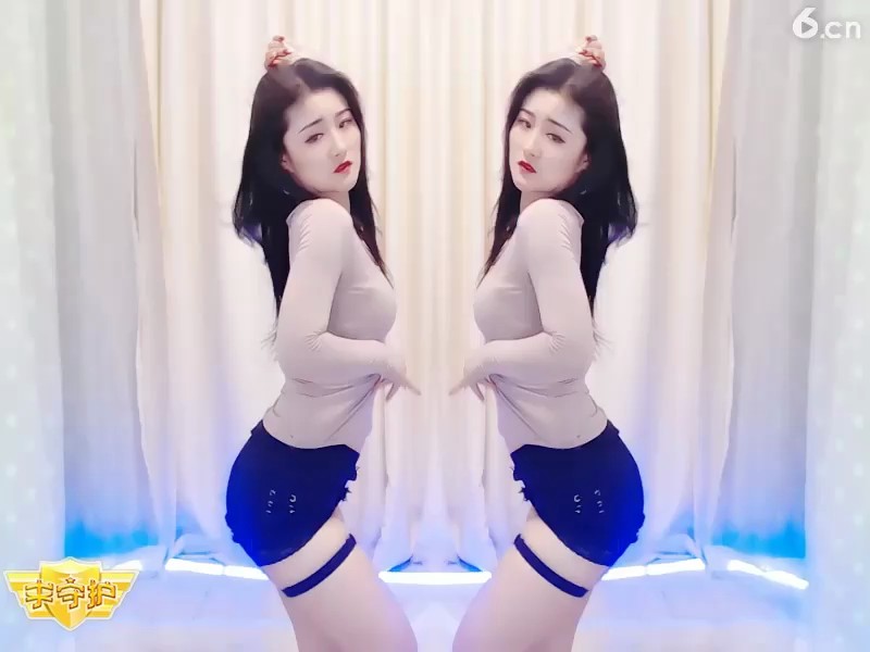 哦