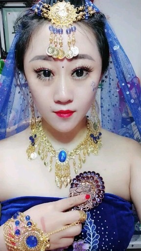 565752362+我