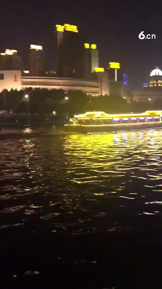 满满的
