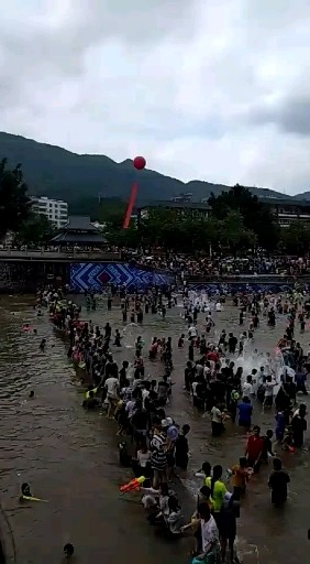 七月初七连山👫戏🌹水🌹节