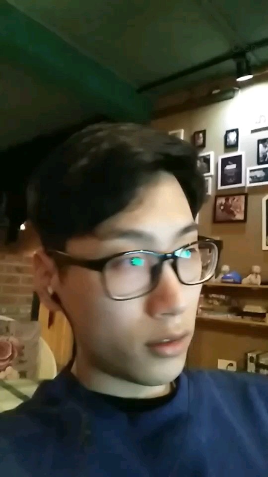 我来了咖啡厅！