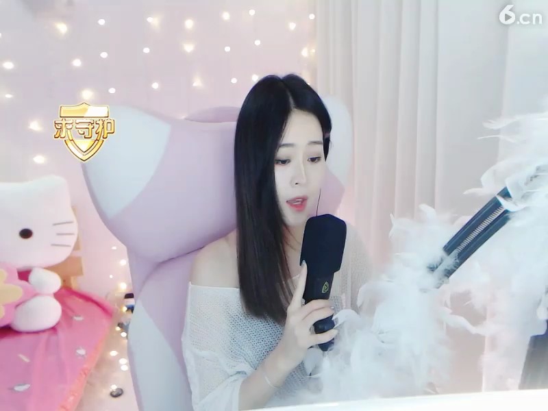 沐依＝嘴巴嘟嘟