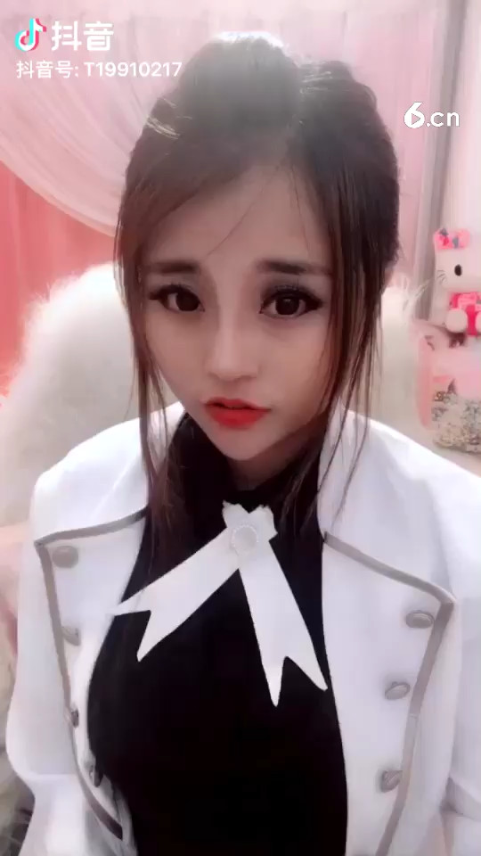 你是不是喜欢我😘