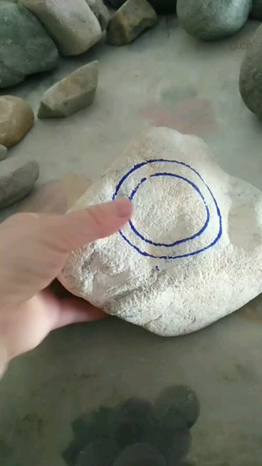 缅甸翡翠手镯料