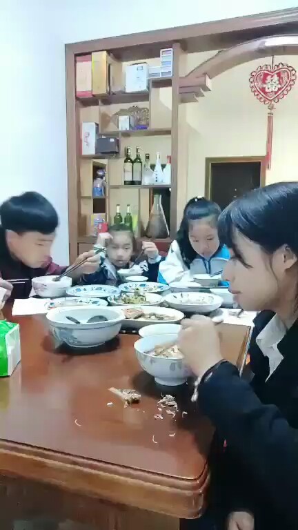 😂