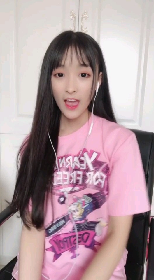 很乖很可爱哦，