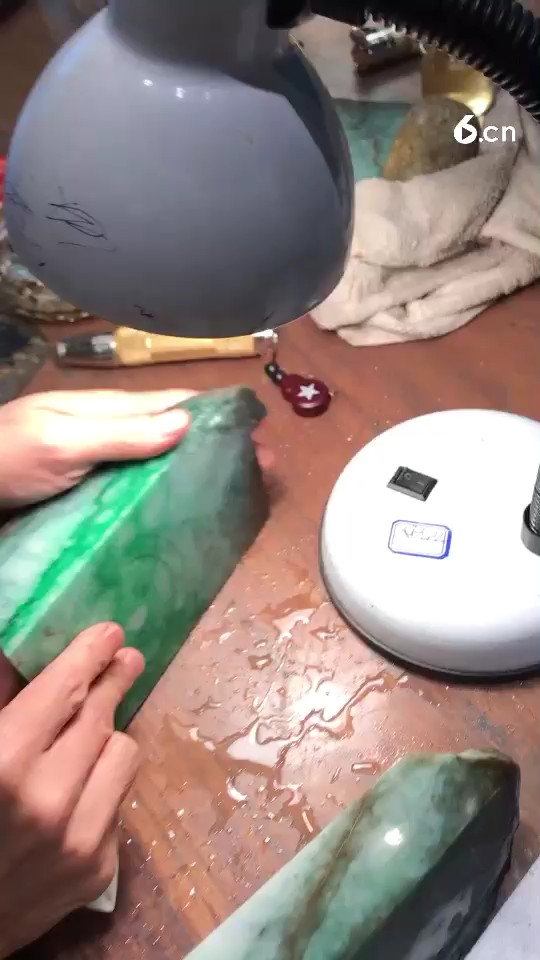 满色手镯！加关注，每晚有直播！