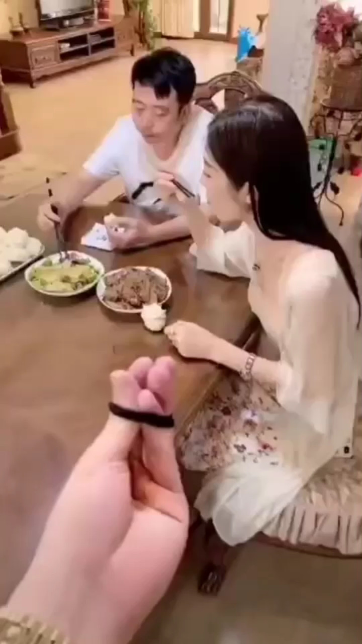哈哈