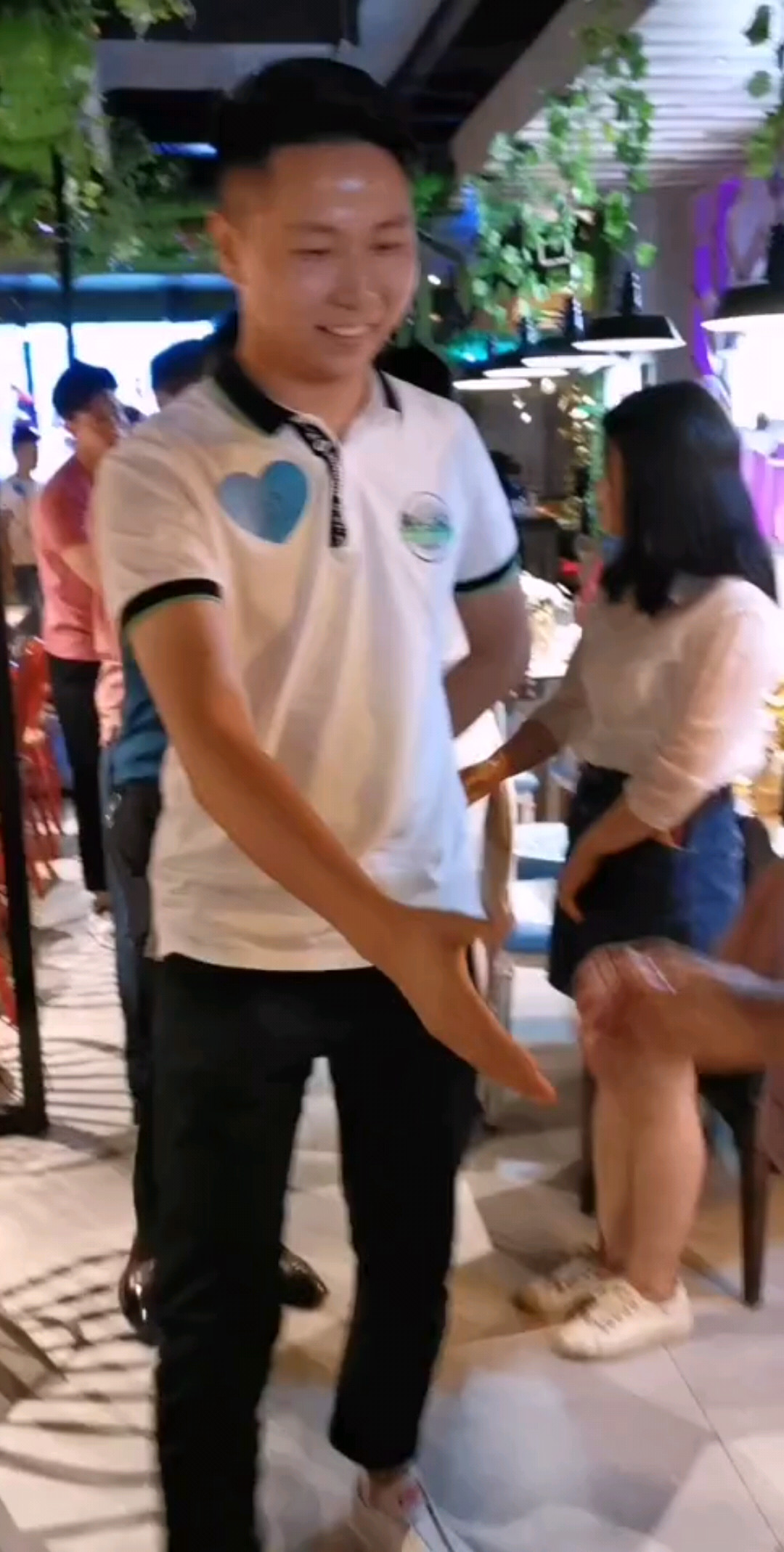 开始相亲了~看到很多气质小姐姐