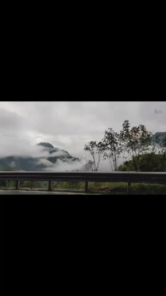 小江……美景……
