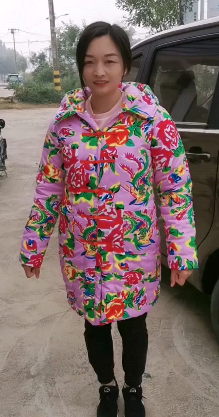 火红的萨日朗