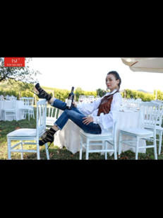 看创始人老板美不美，美到爆了