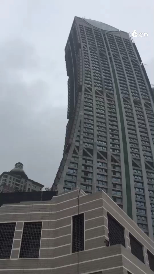 我的家乡，重庆朝天门广场！