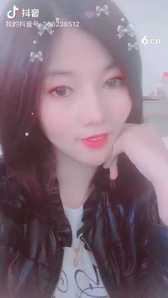 新主播求关注求保护😘😘