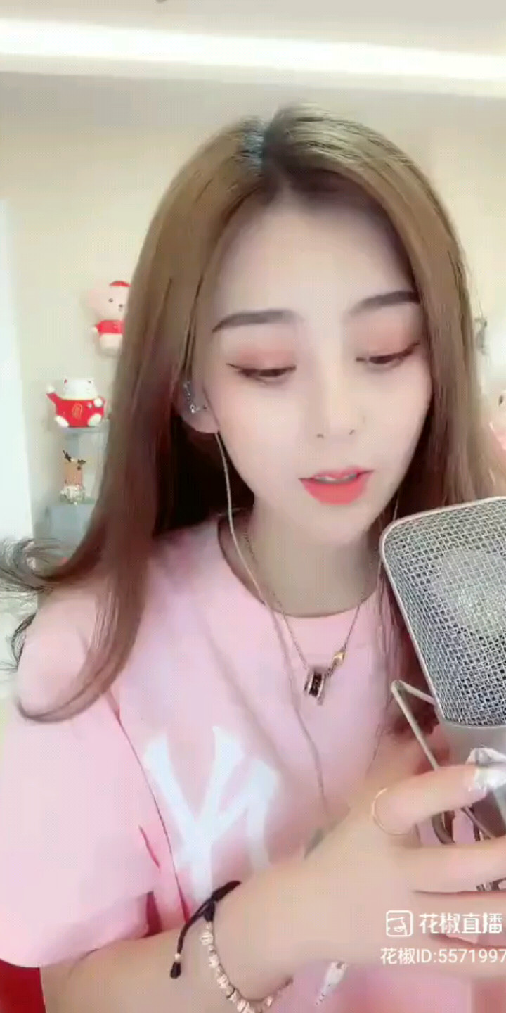 999