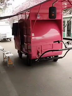 這是個戶外徒步房車