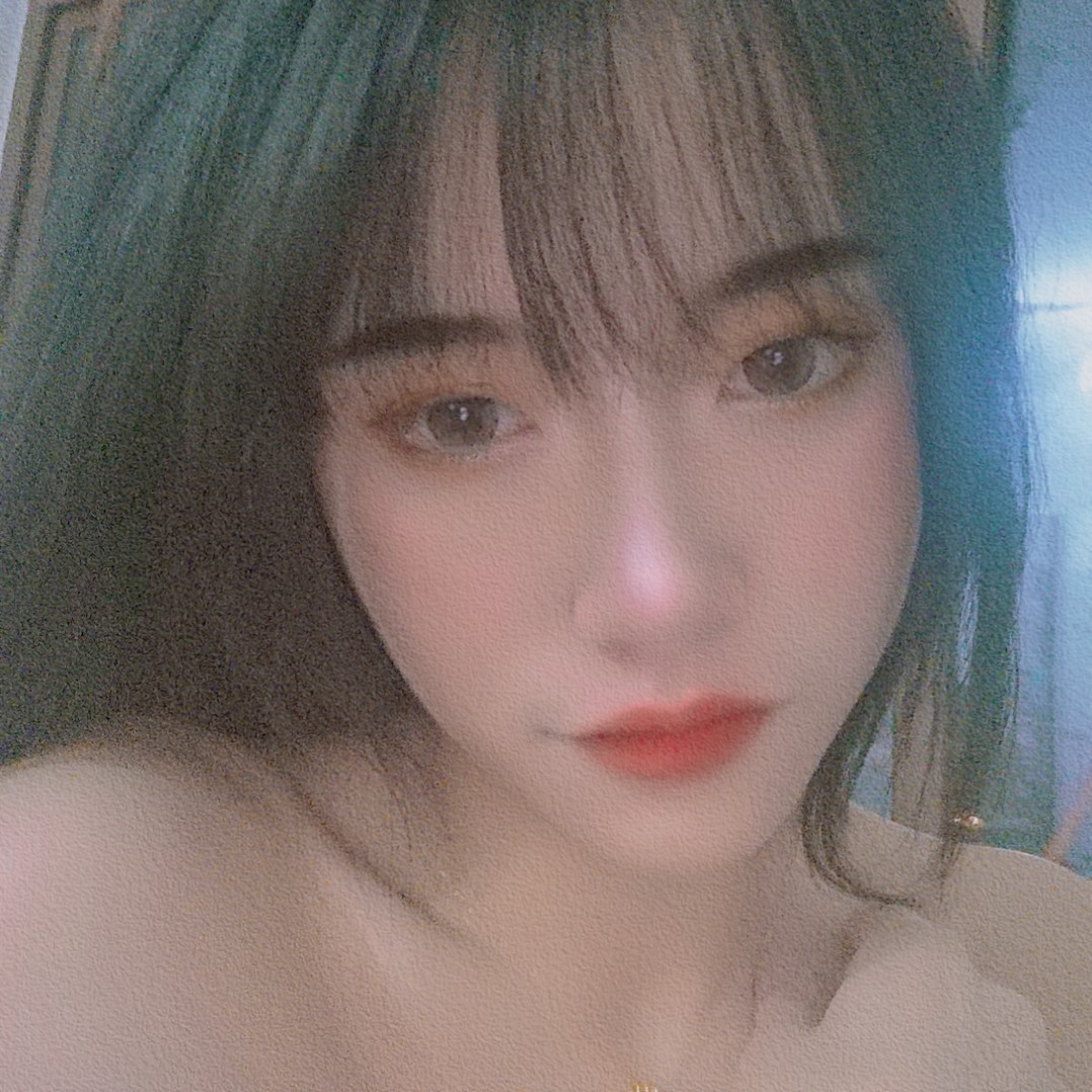 爱吃🍬的三岁海报