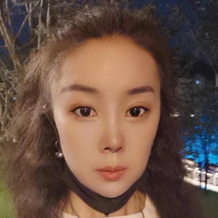 米丝露1海报