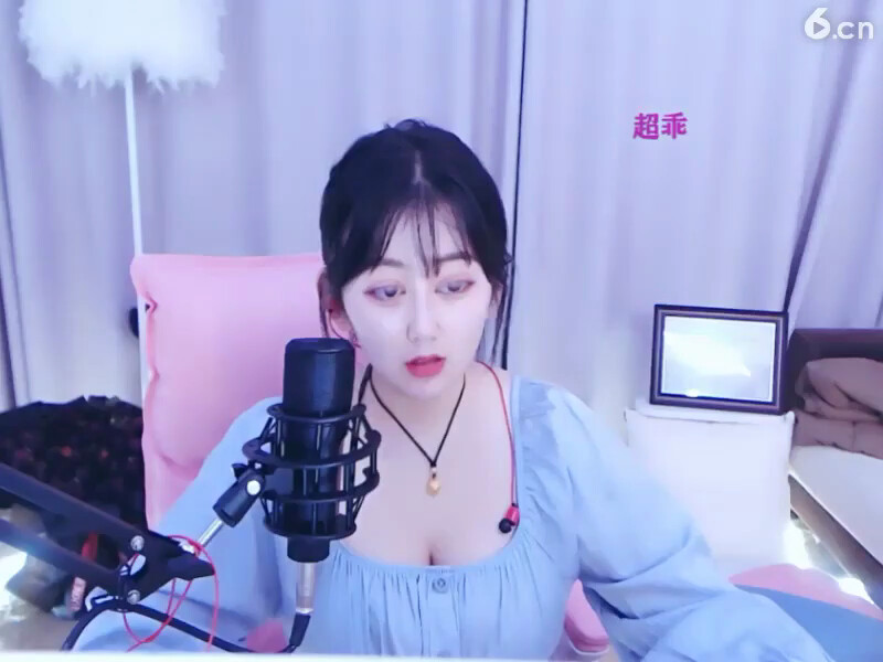 小美女