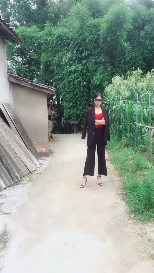 来我家请你吃包谷