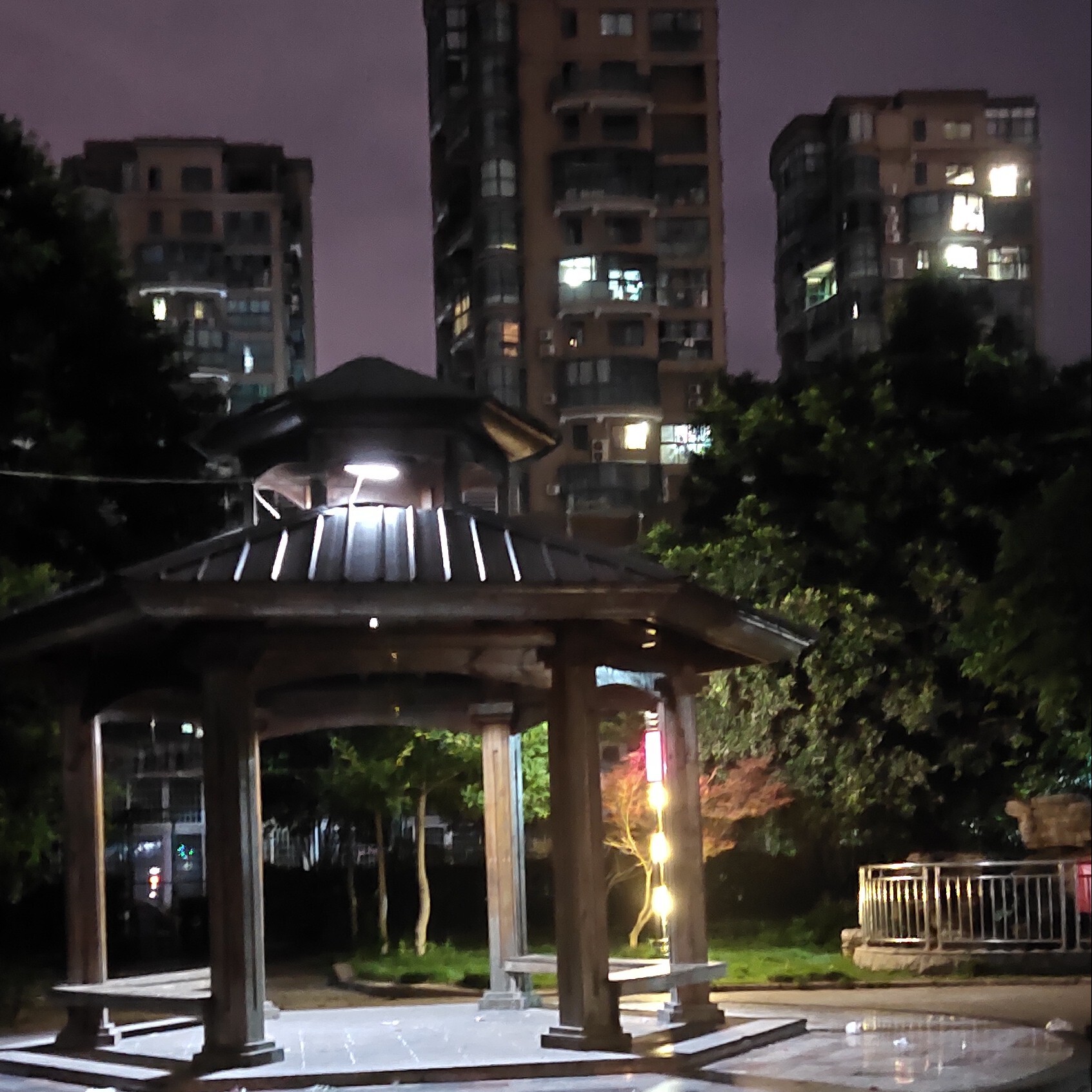 霸占你的美sz海报