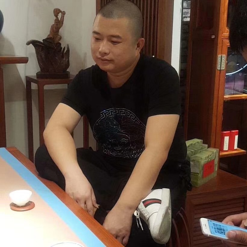 石头，，海报