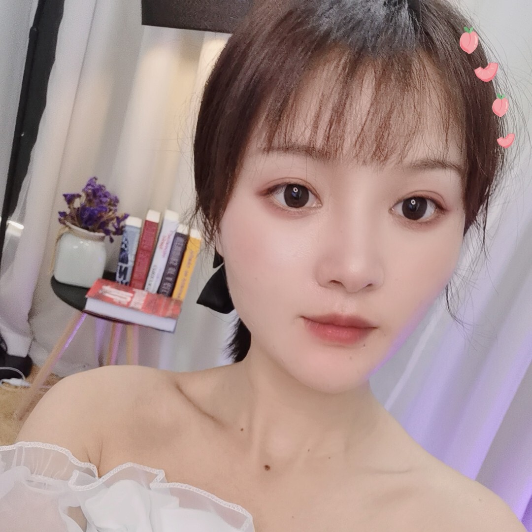 大宝贝💖里有你海报
