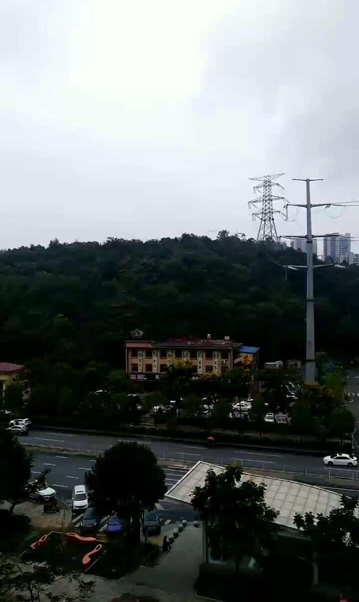 懂你的人，不必解释。