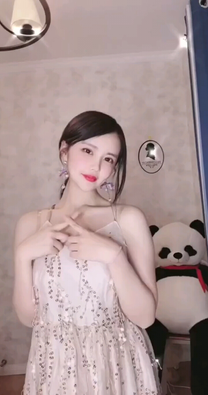 不与平凡为敌，不与平庸为伍