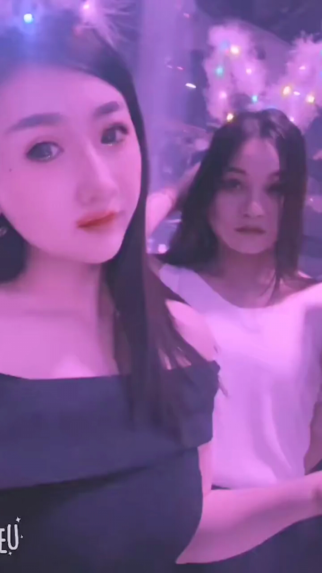 万孑豪酒吧