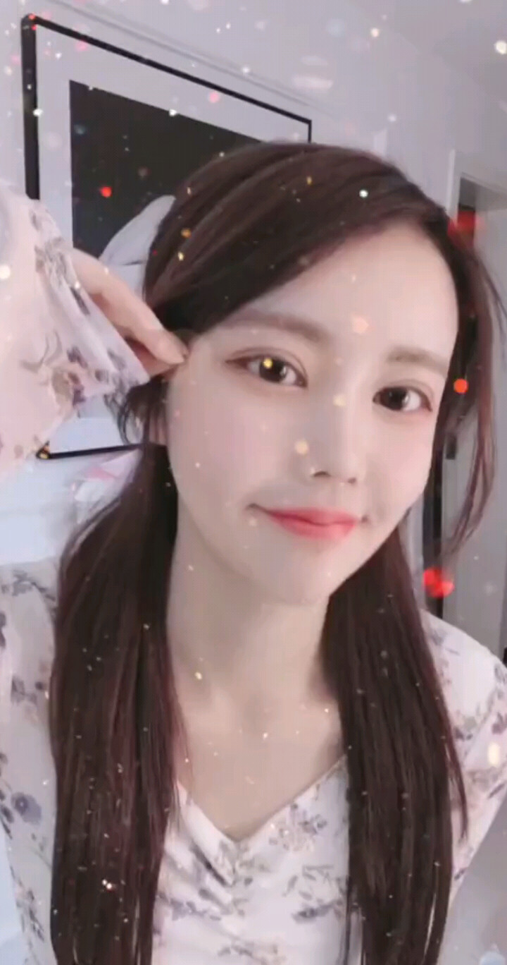 爱你的人未必懂你，但懂你的人一