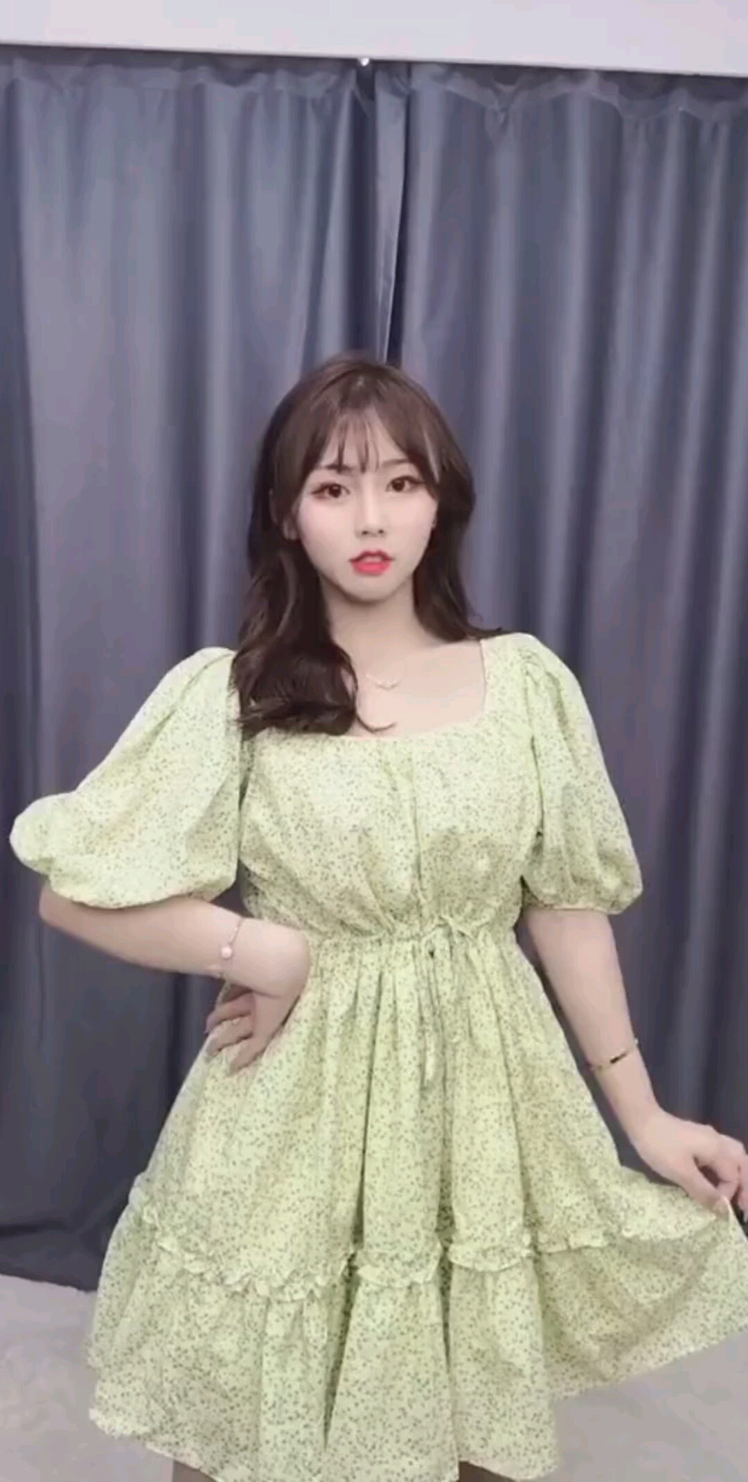 不要以你所见去评判别人，因为，